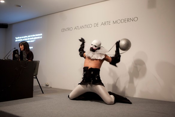 PHOTOBRIK 2 SARA YUN