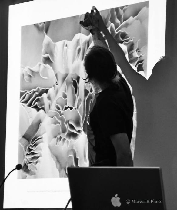 922289_459108900842109_1741159_o