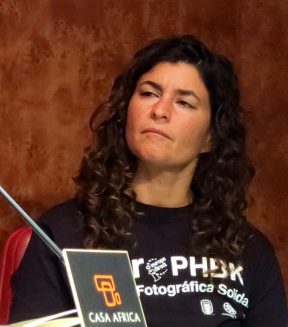 Esther Azpeitia, artista-fotógrafa.